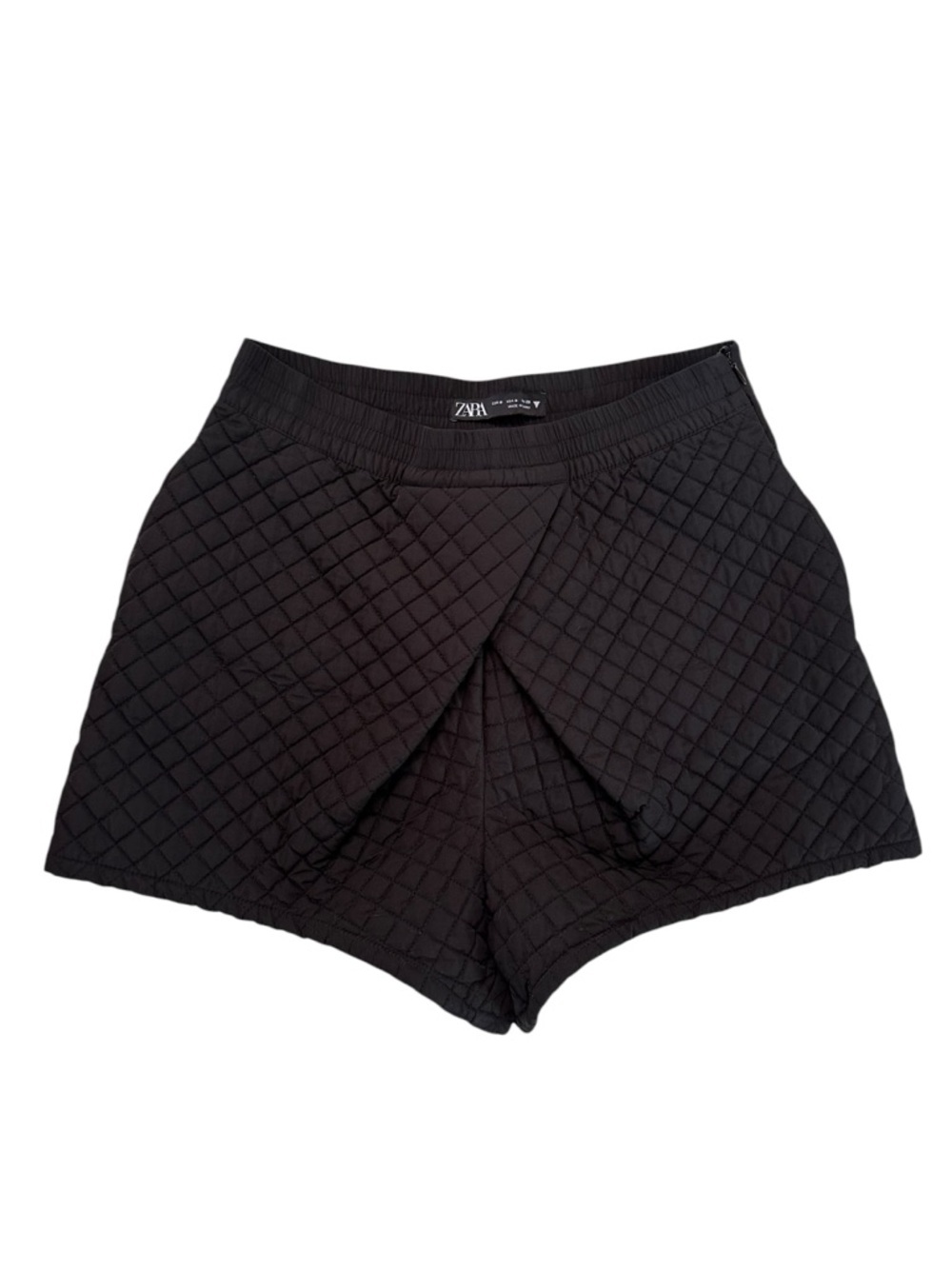 ZARA HIGH WAISTED BLACK QUILTED OVERLAY SHORTS NEW WITHOUT TAG WOMENS SIZE M